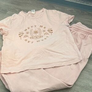 Victoria's Secret Pink Lounge Set shirt top sweat pants limited style jogging